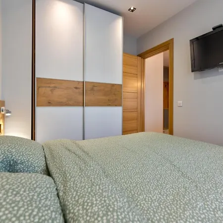 Kalman-srebrna Pahulja Centar-garazno Mesto Apartamento Zlatibor