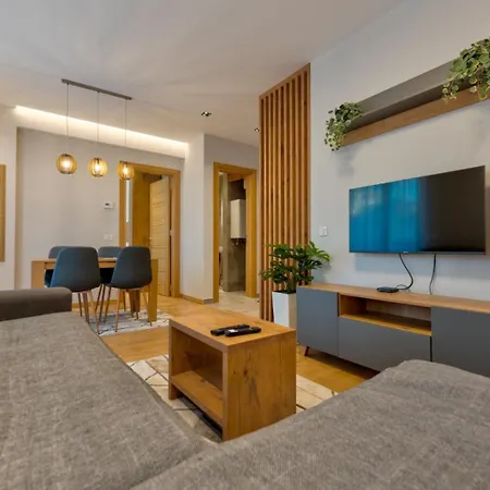 Kalman-srebrna Pahulja Centar-garazno Mesto Apartamento Zlatibor