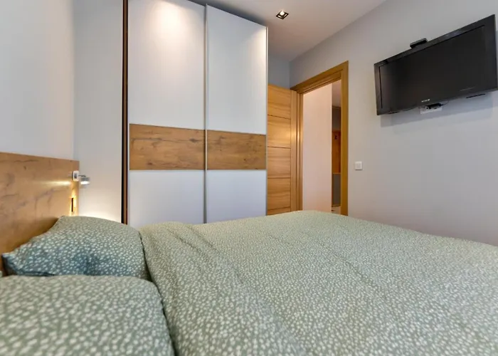 Kalman-srebrna Pahulja Centar-garazno Mesto Lejlighed Zlatibor