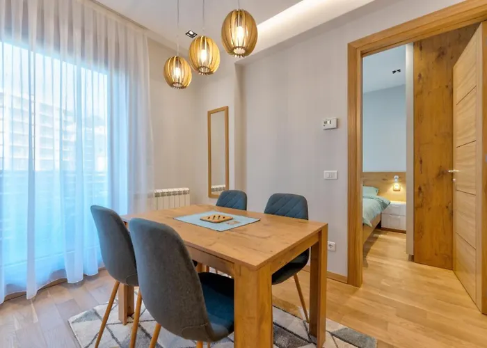 Kalman-srebrna Pahulja Centar-garazno Mesto Lejlighed