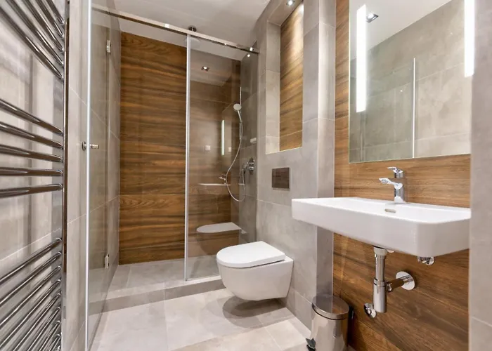 Kalman-srebrna Pahulja Centar-garazno Mesto *